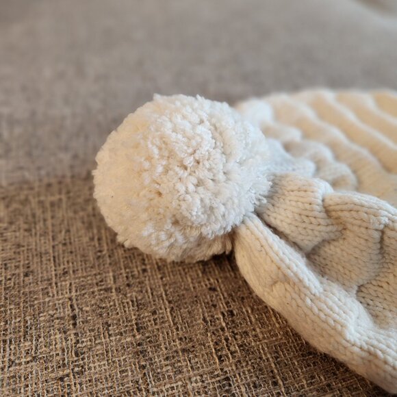 Moncler Berretto 100% Virgin Wool Knit Beanie w/ PomPom - Picture 10 of 14